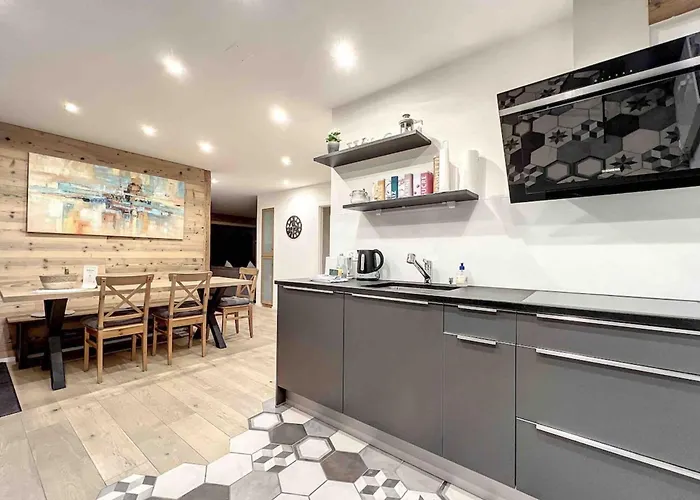 Holiday home Plein Ciel I Balcony I Close To Cable Cars I Car Park *