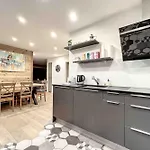 בית נופש Plein Ciel I Balcony I Close To Cable Cars I Car Park *
